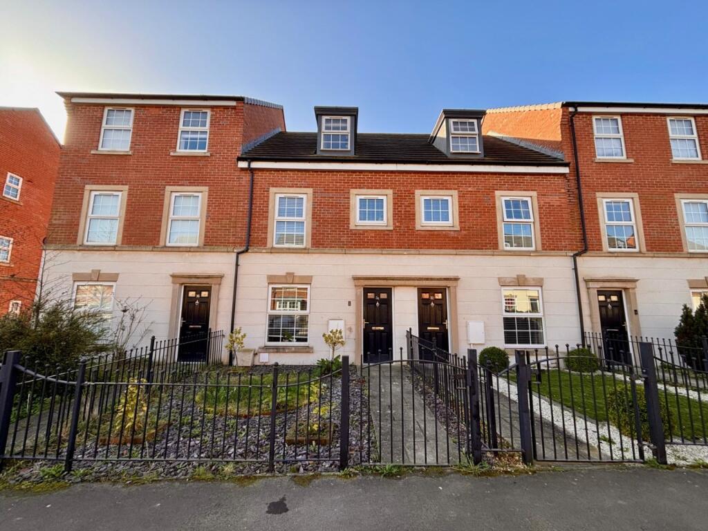 Main image of property: Ashlar Drive, Eastfield, Scarborough, North Yorkshire, YO11