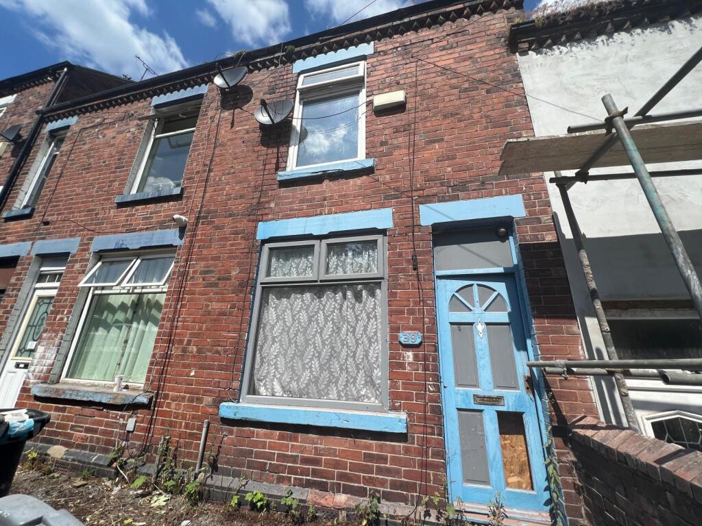 Main image of property: 39 Upwell Hill, Sheffield S4 8EZ