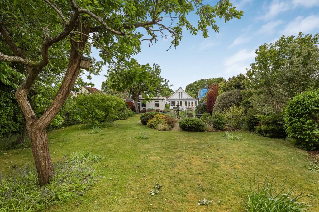 Main image of property: Whitecross, Abingdon, Oxfordshire, OX13