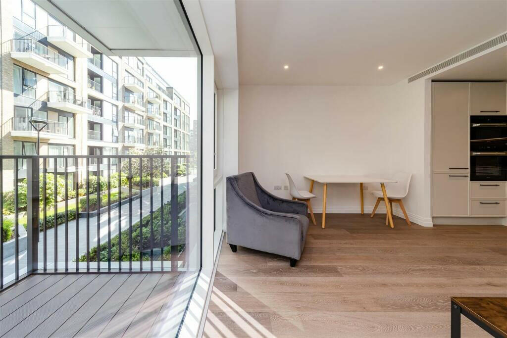 Savoy House, Lockgate Road, London, London, SW6 photo 3