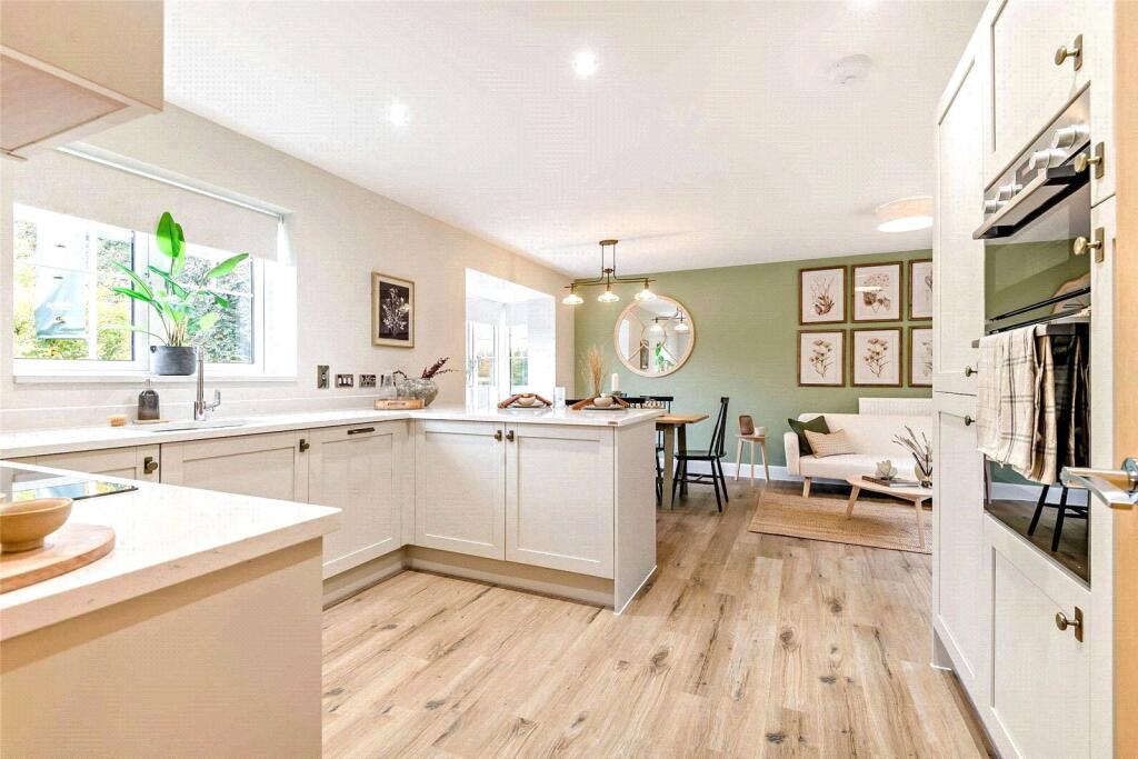 House in Dorchester - View 5