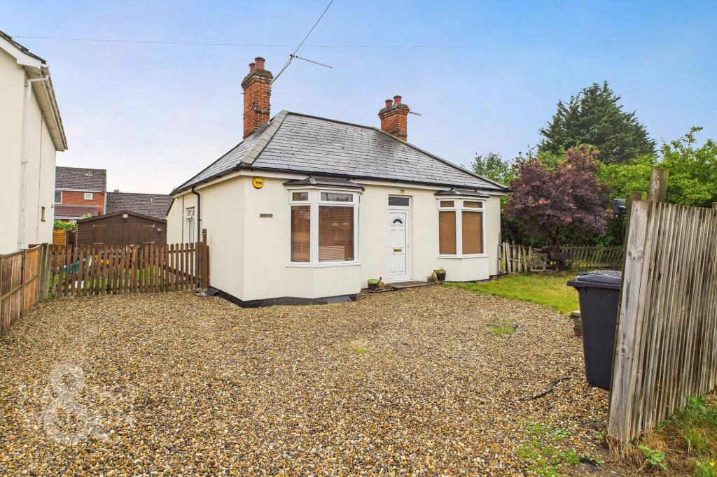 3-bed detached on Denmark Lane, Roydon, Diss, £300,000