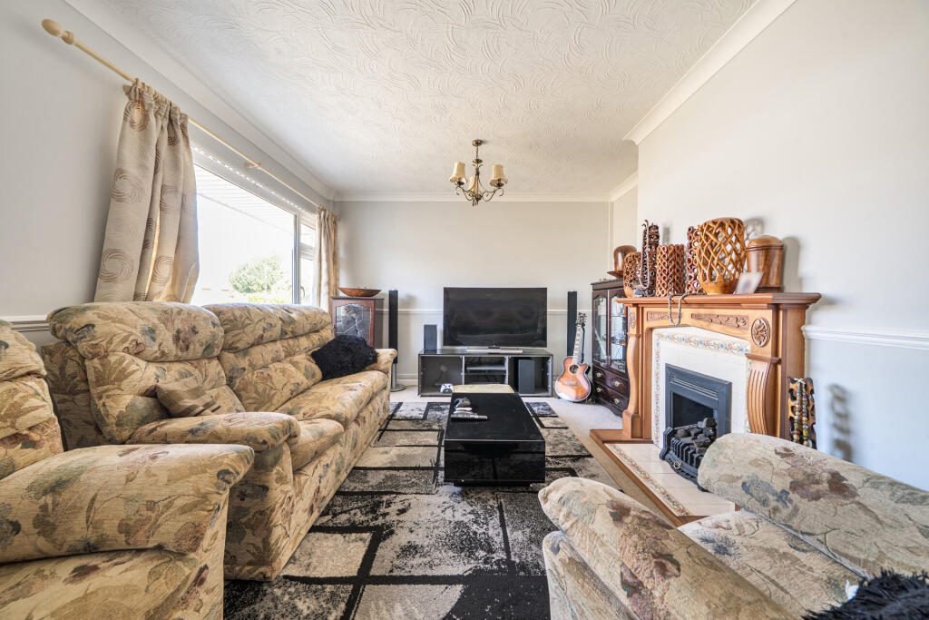 House in Taunton, Galmington - View 5