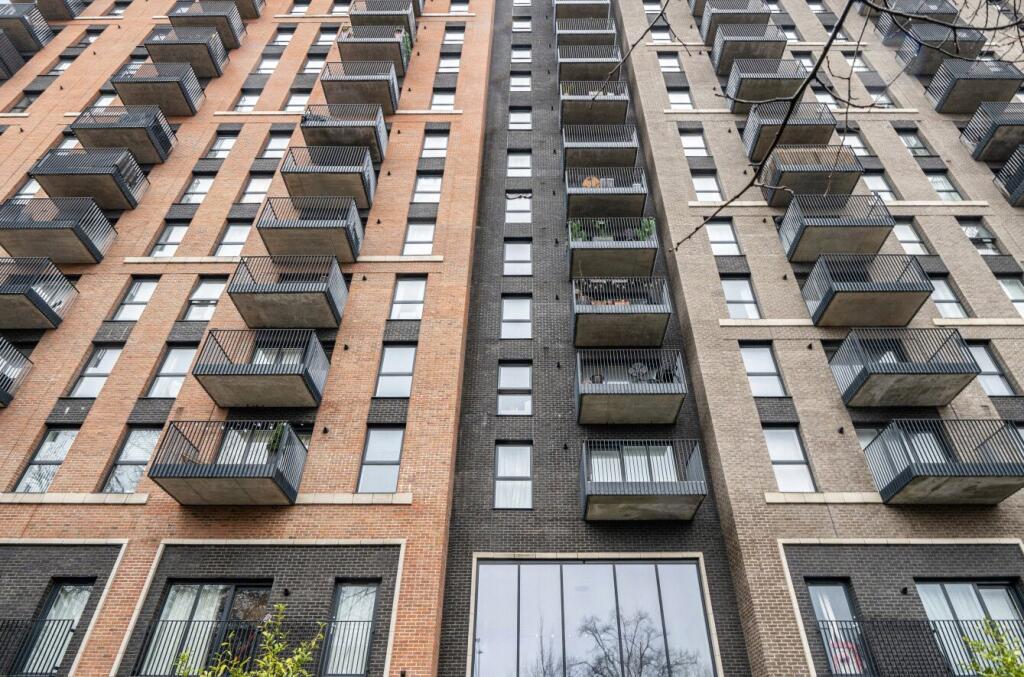 Main image of property: Victoria Avenue, Southend-on-Sea, Essex