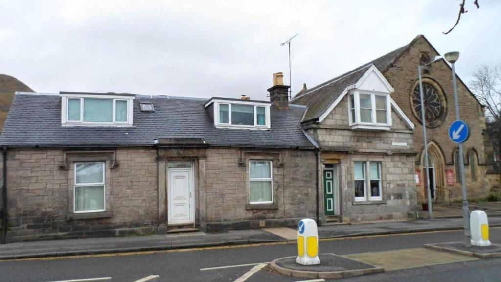 Main image of property: High Street, Tillicoultry, Clackmannanshire, FK13