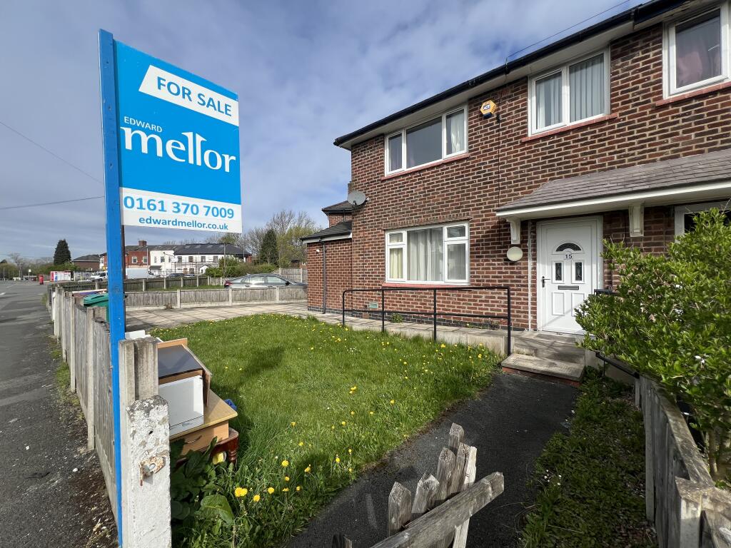 4-bed terraced on Ryder Brow Road, Gorton, £260,000