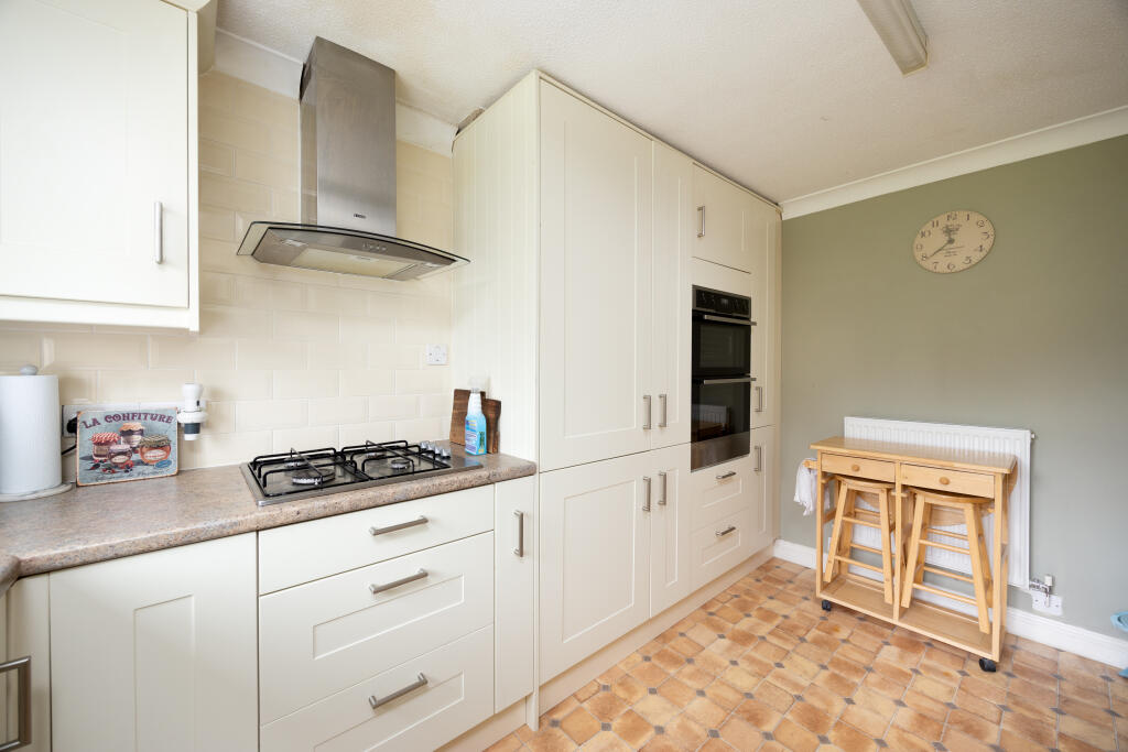 Magnolia Rise, Trowbridge photo 4