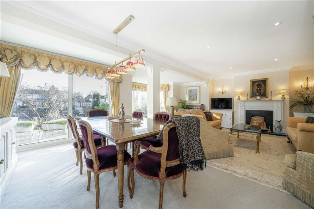 House in Old Windsor, Windsor and Maidenhead - View 4