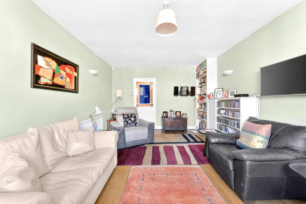 House in London, Walthamstow Village, Walthamstow - View 2