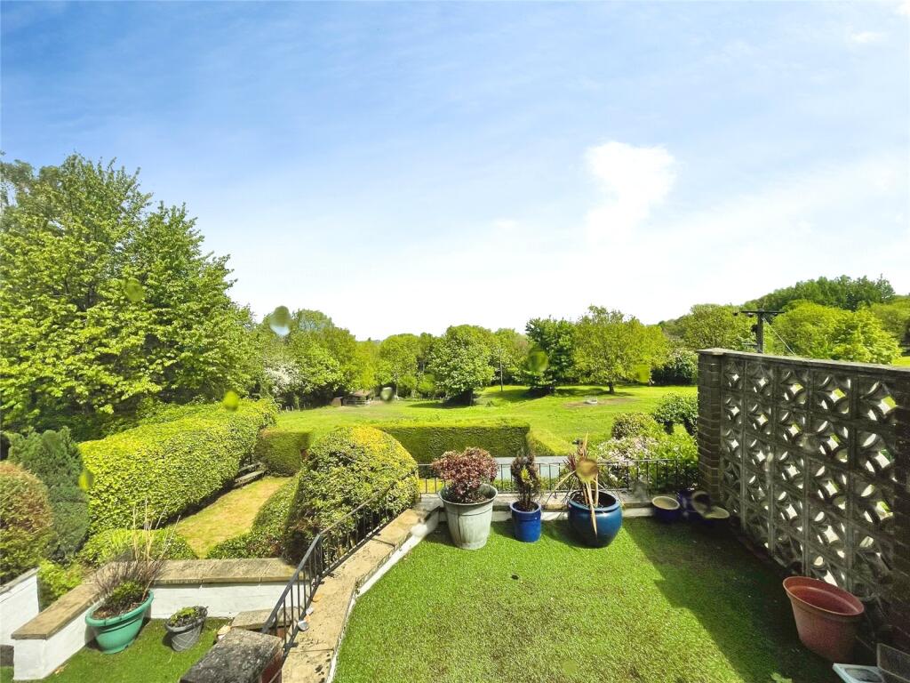 High Matlock Road, Stannington, Sheffield, South Yorkshire, S6 photo 4