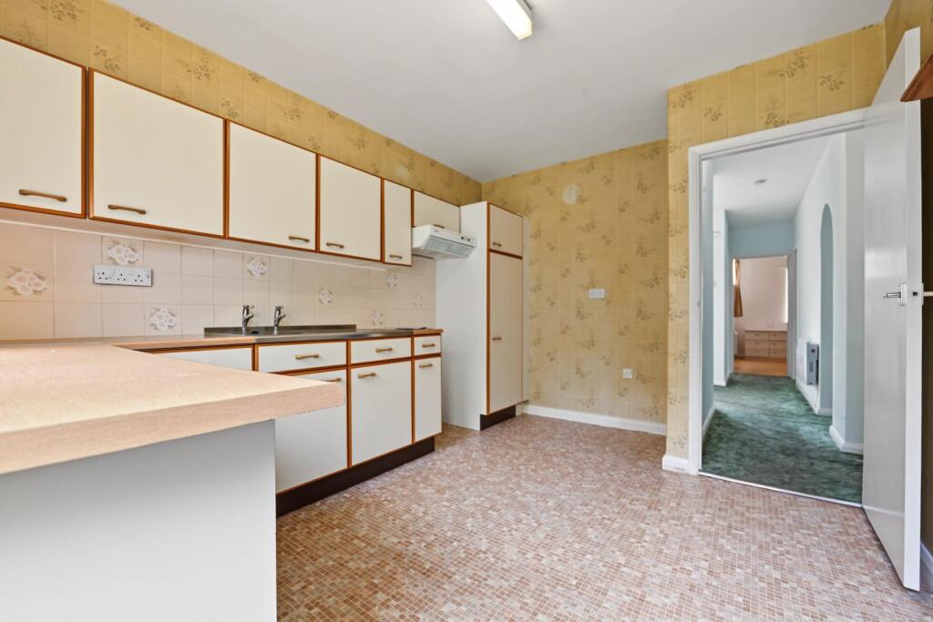 House in Leicester - View 5