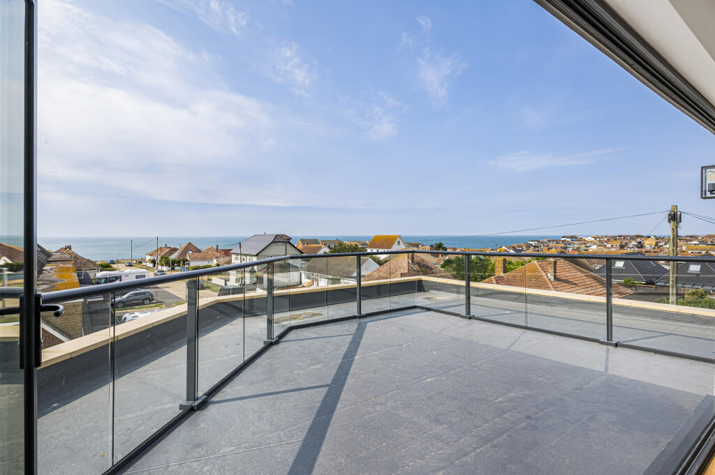 South Coast Home Developments Ltd, South Coast Road, Peacehaven, East Sussex, BN10 photo 4