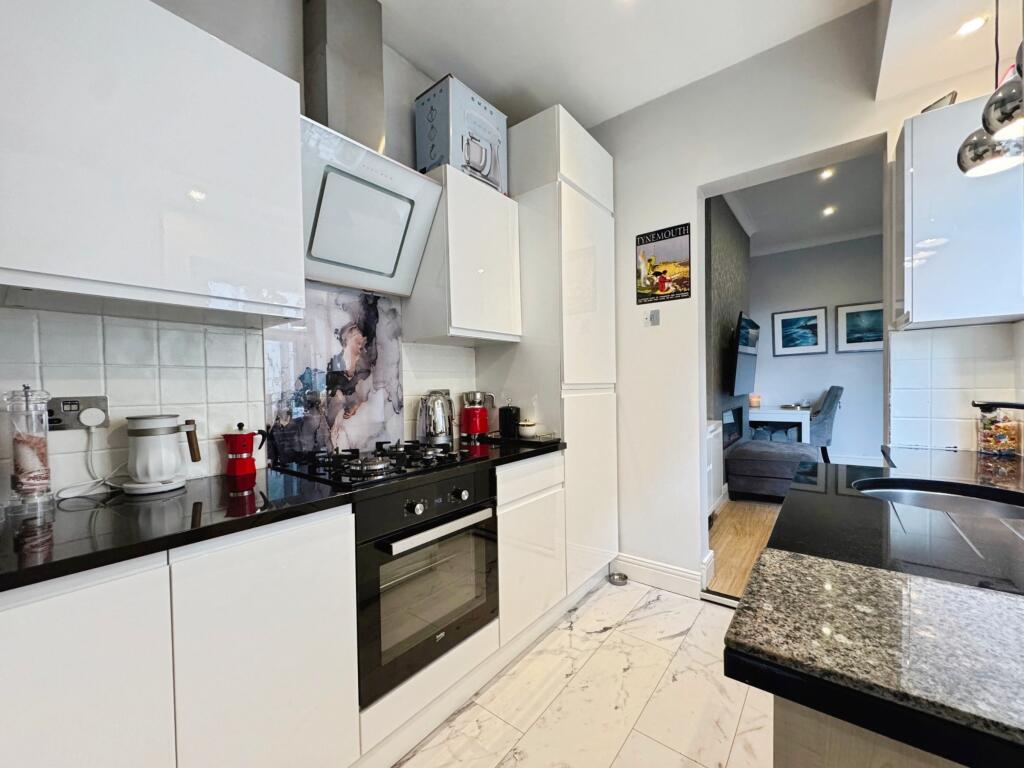 Apartment in North Tyneside, North East - View 4
