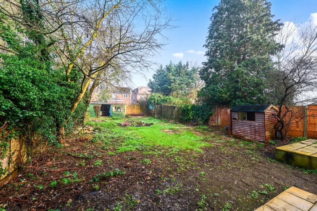Wraysbury Road, Staines, Surrey, TW18 photo 3