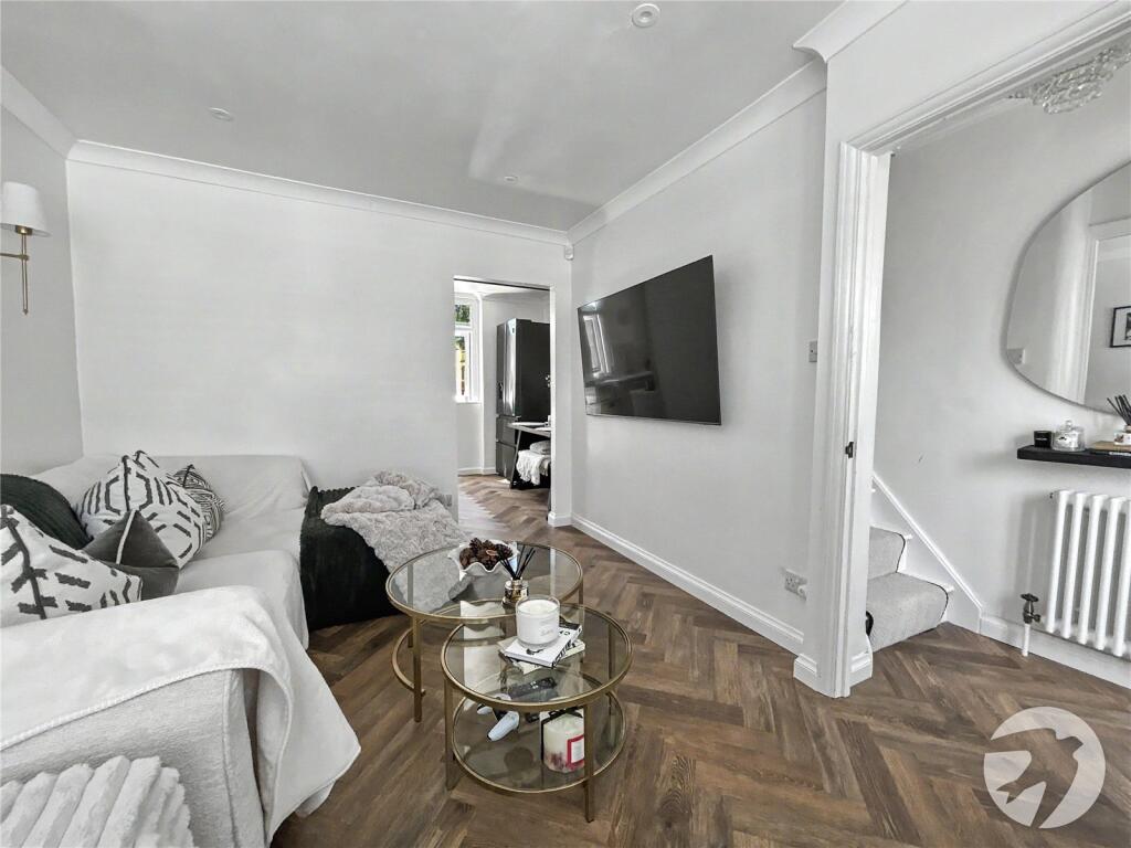 House in Sidcup, The Hollies, Blackfen - View 3