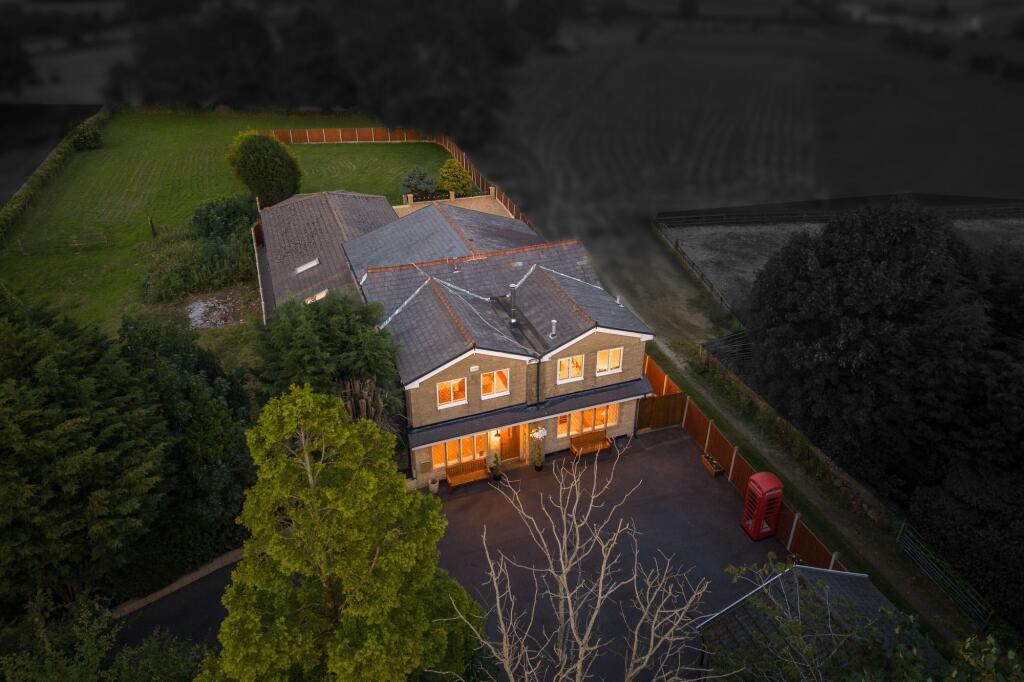 Main image of property: Bradley Fold Road, Ainsworth, BL2 | Private Gated 4/6 Bedroom Detached Family Home
