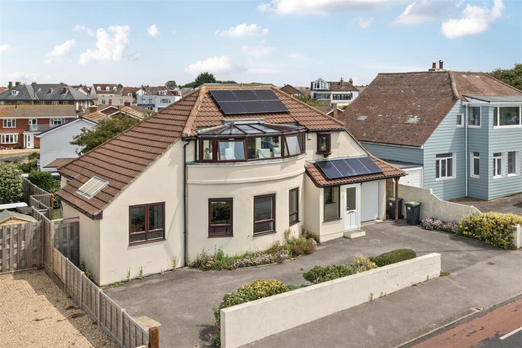 Main image of property: Marine Parade East, Lee-On-The-Solent