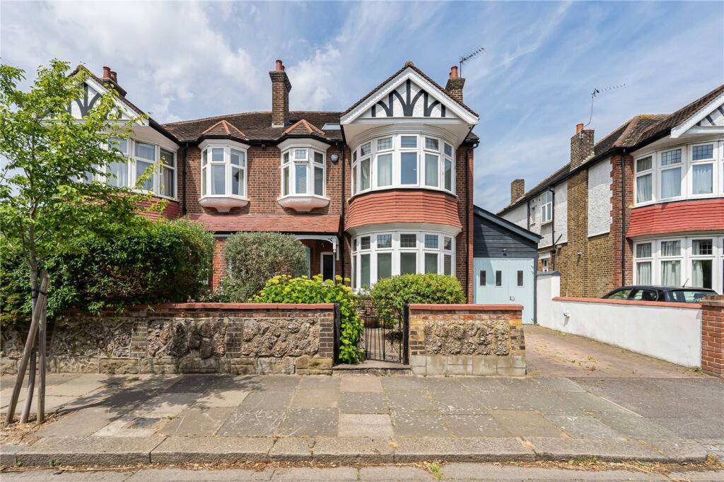 Main image of property: Kingsbridge Avenue, London, W3