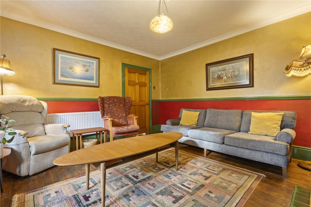 House in East Lindsey, North Thoresby - More