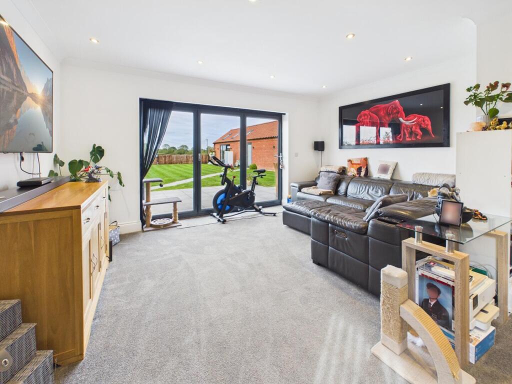 House in East Lindsey, Horsington - View 3