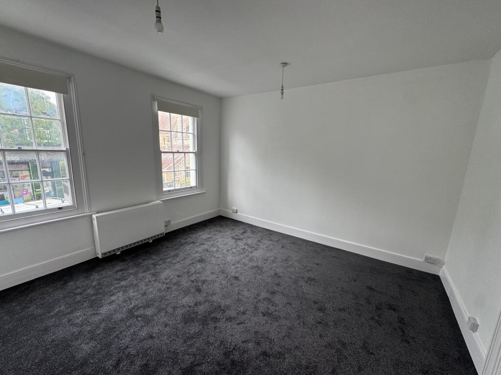 Apartment in Canterbury - View 2