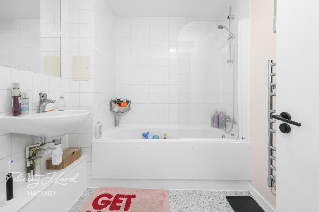 Main image of property: Kingsland Road, LONDON, E2