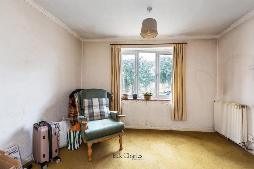 House in Tonbridge - View 4