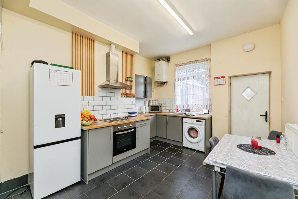 House in Rotherham, South Yorkshire - More