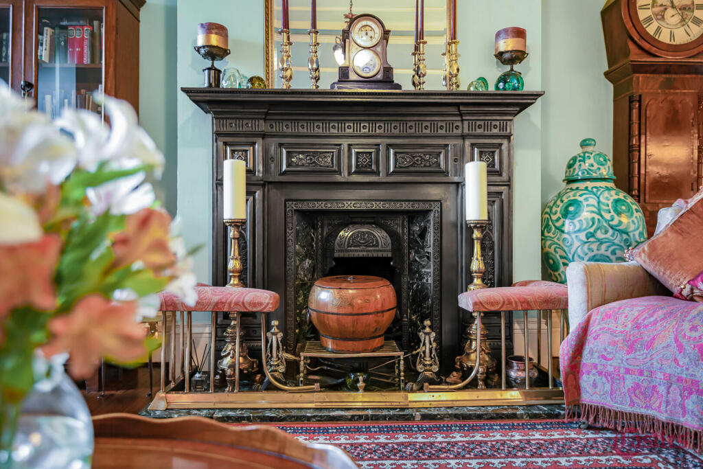 House in London - View 5