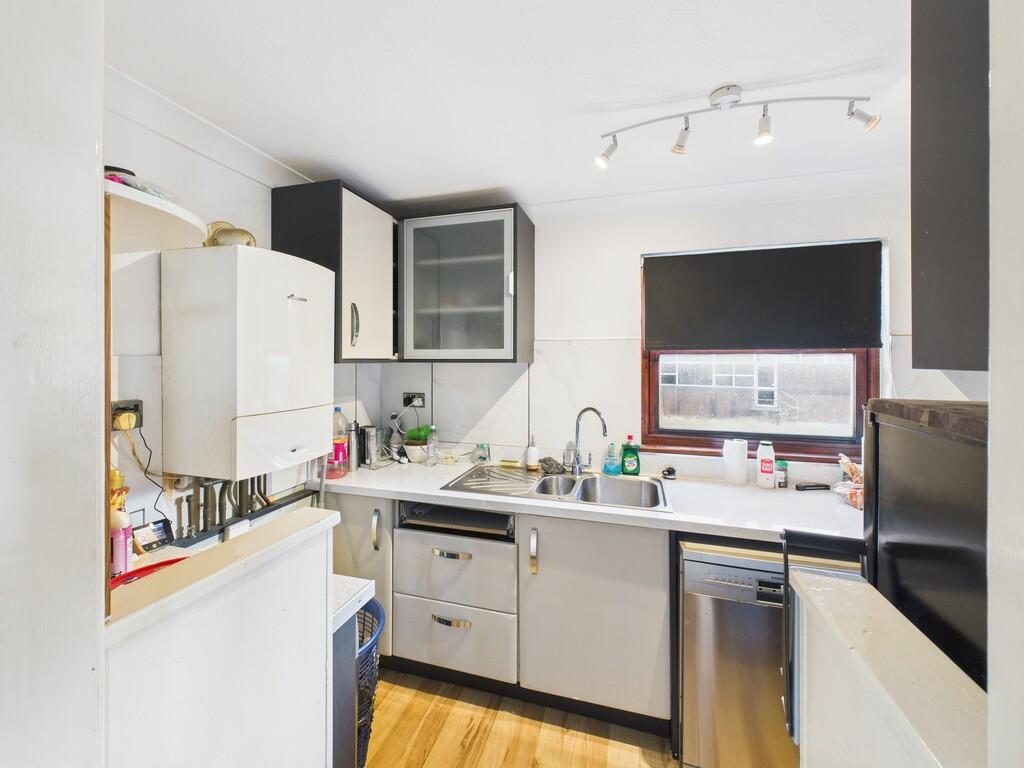 8, Kiming, Stratton Road photo 4