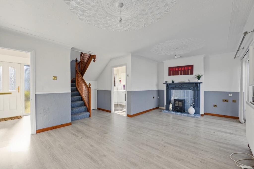 House in Gillingham, Medway - View 2