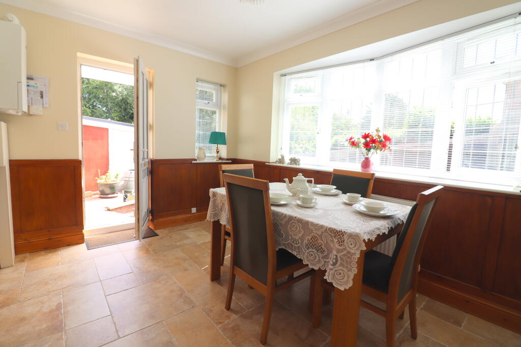 House in Bedfordshire, Luton - View 5