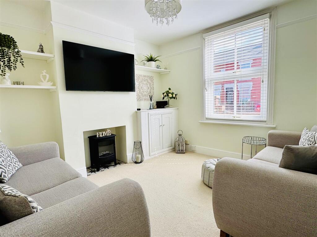 House in Ipswich, Suffolk - View 3