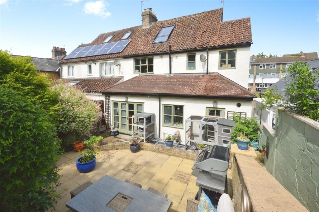 Main image of property: Elm Road, Bishop's Stortford, Hertfordshire, CM23