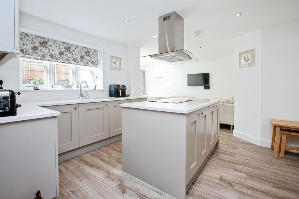 House in North East Derbyshire, Stretton - View 4