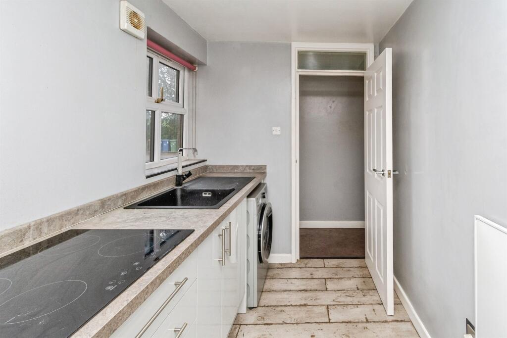 Apartment in Walsall - View 4