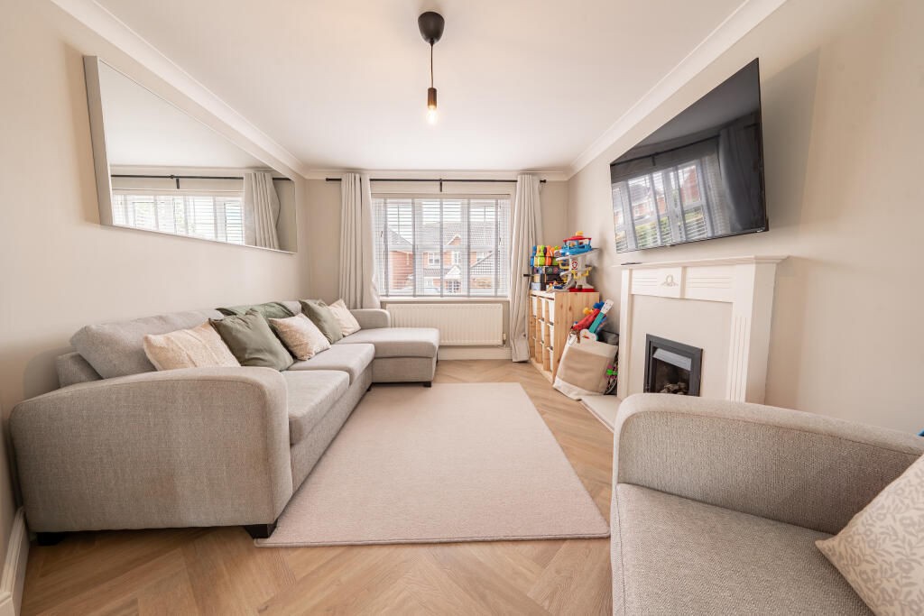 Monks Crescent, Leicester, Leicestershire photo 4
