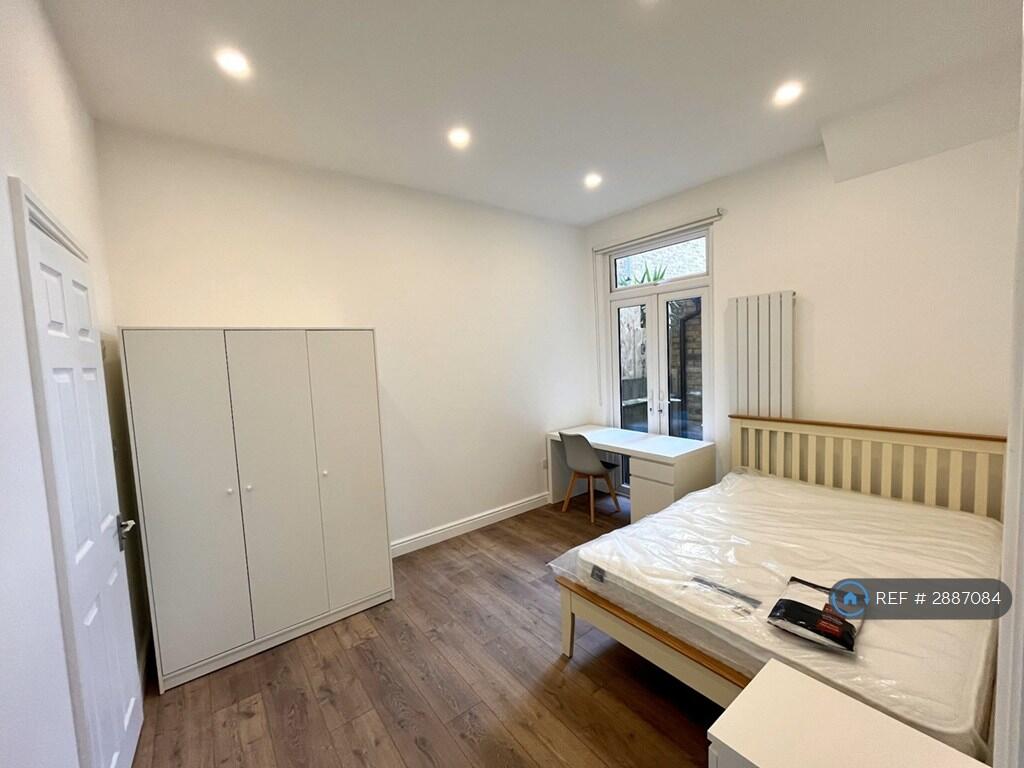 Main image of property: Norroy Road, London, SW15