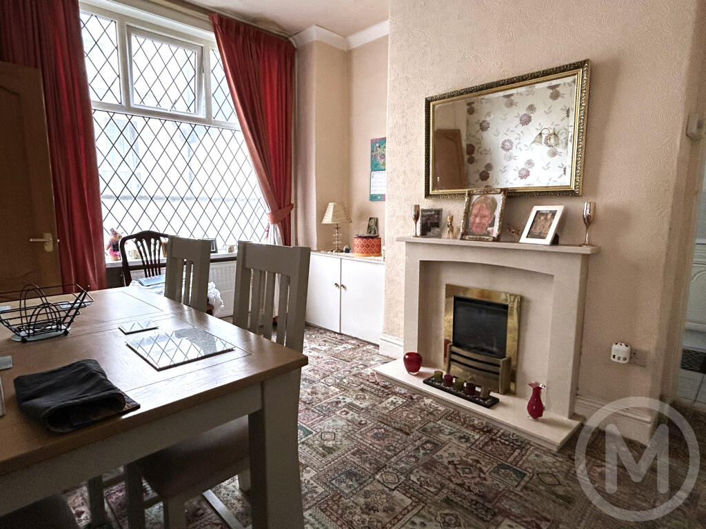 Warbreck Drive, Bispham photo 3