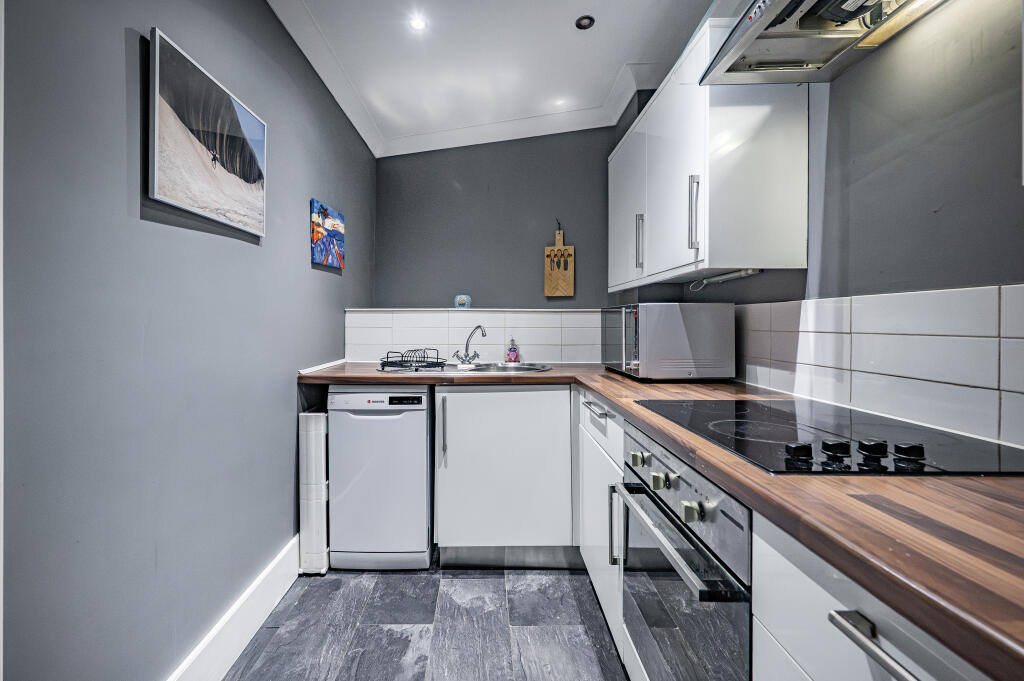 Apartment in Glasgow - View 3