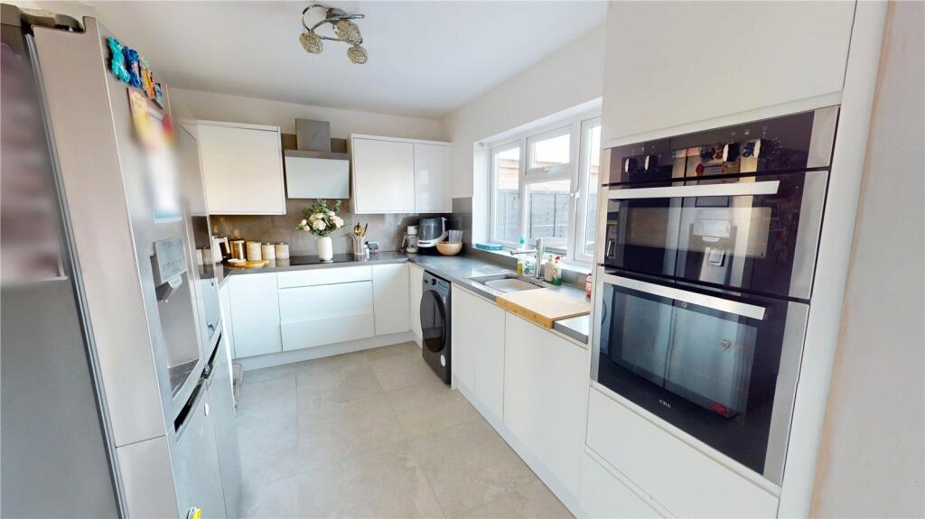 House in Chadwell St Mary, Essex - View 3