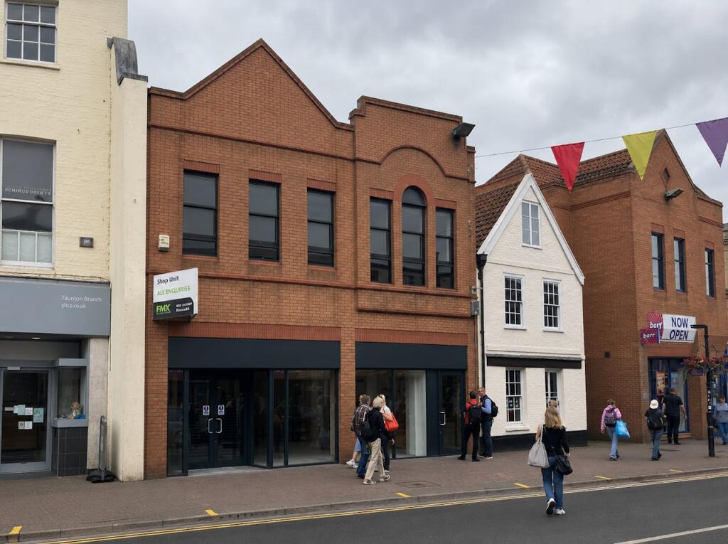 Main image of property: 61 East Street, Taunton, TA1 3LX
