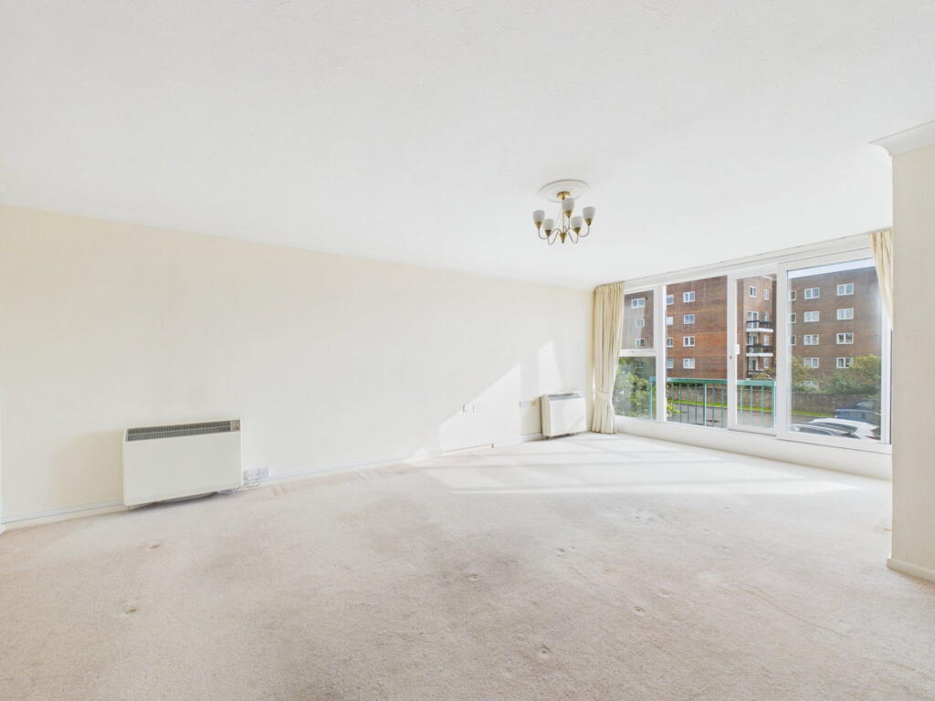 Apartment in Brighton - View 5