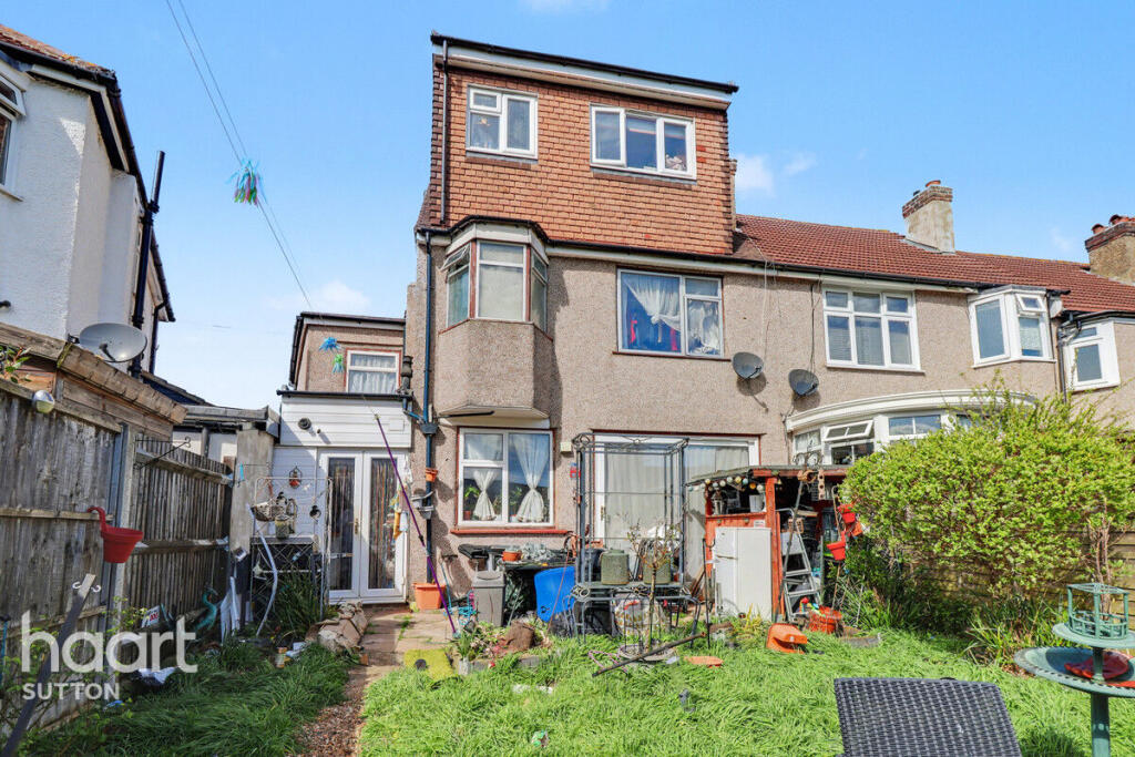 Main image of property: Glenthorne Close, Sutton