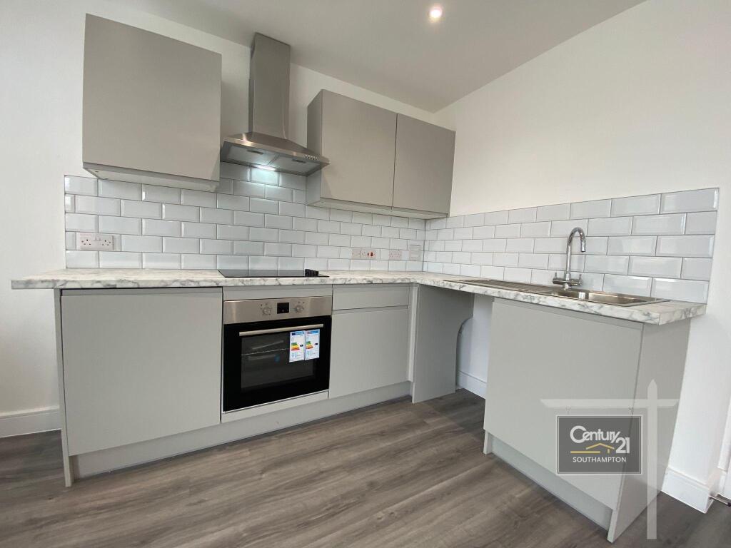 Apartment in Southampton - View 2