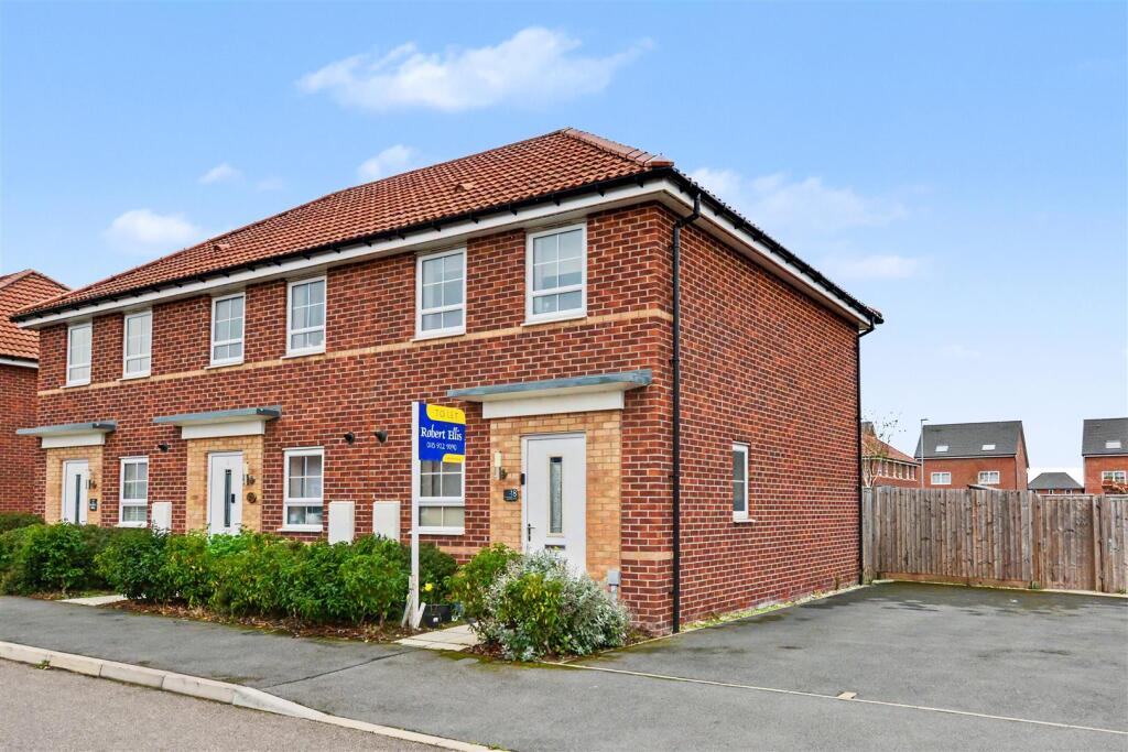 Rightmove. Property 2 bedroom house for rent in Marconi Drive, Beeston, Nottingham, NG9