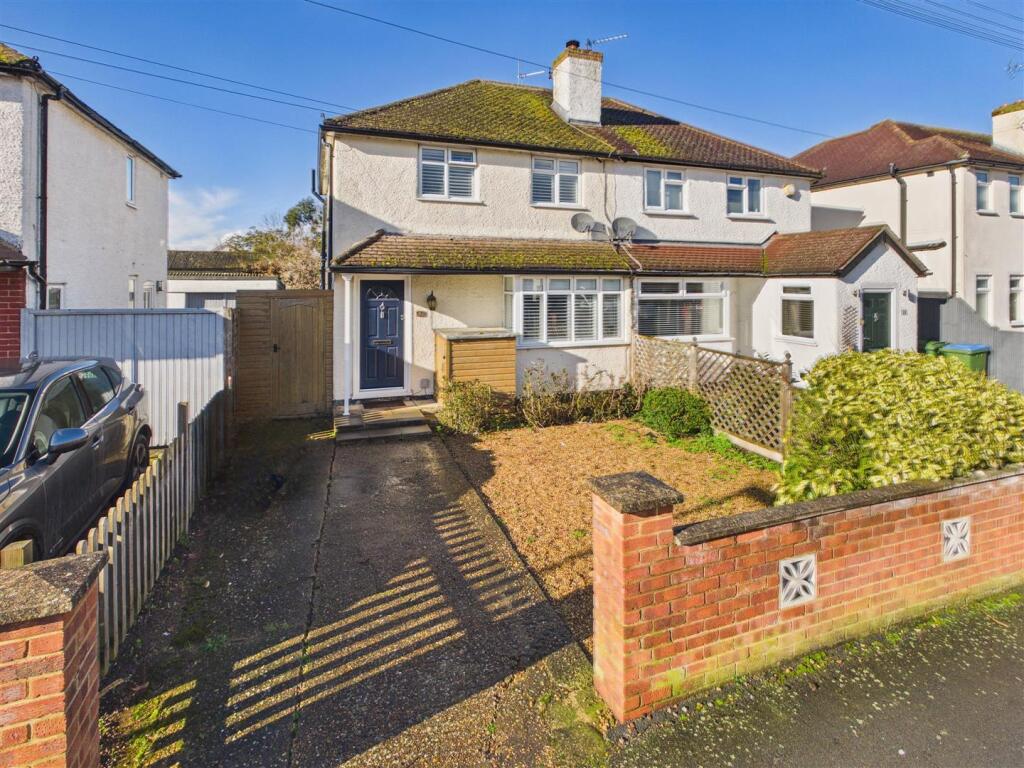 Main image of property: First Avenue, Walton-On-Thames