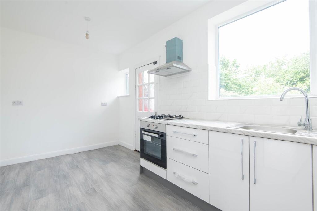 House in Preston, Grange, Fulwood Row - More