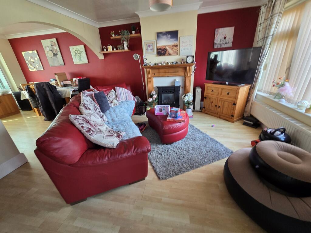Ullswater Drive, Hucknall, Nottingham photo 4