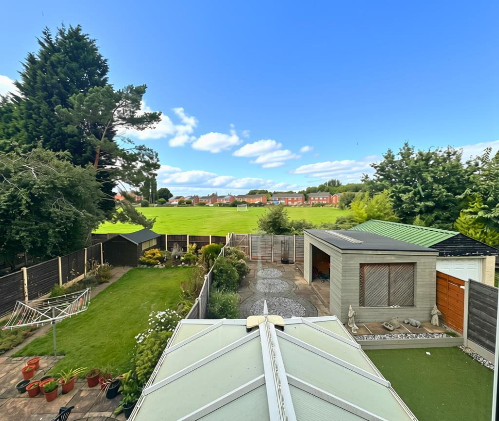 House in Stockport - View 4